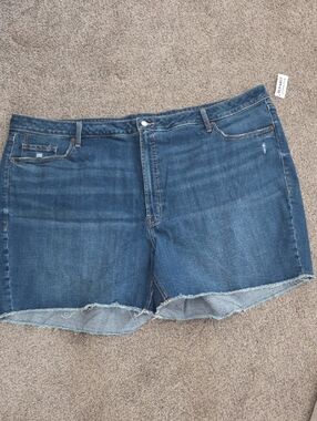 Old Navy High Rise OG Straight Blue Denim Shorts Plus size 30W NEW NWT